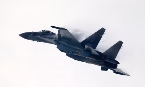 Máy bay chiến đấu Su-35 bay biểu diễn ở Triển lãm hàng không Chu Hải 2014 Trung Quốc Máy bay chiến đấu Su-35 bay biểu diễn ở Triển lãm hàng không Chu Hải 2014 Trung Quốc