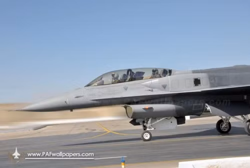 Máy bay chiến đấu F-16 Block52 Không quân Pakistan (nguồn mạng quân sự sina Trung Quốc)