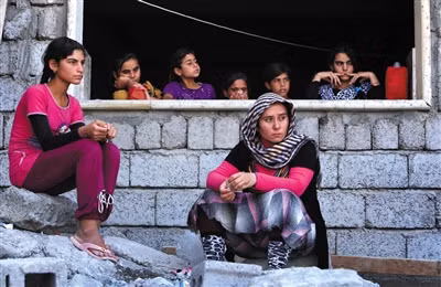 Người dân tộc thiểu số Yazidi của Iraq đang bị lực lượng vũ trang ISIS Iraq bao vây Người dân tộc thiểu số Yazidi của Iraq đang bị lực lượng vũ trang ISIS Iraq bao vây