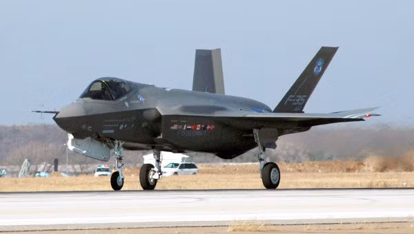 Tiêm kích F-35 của Mỹ Tiêm kích F-35 của Mỹ