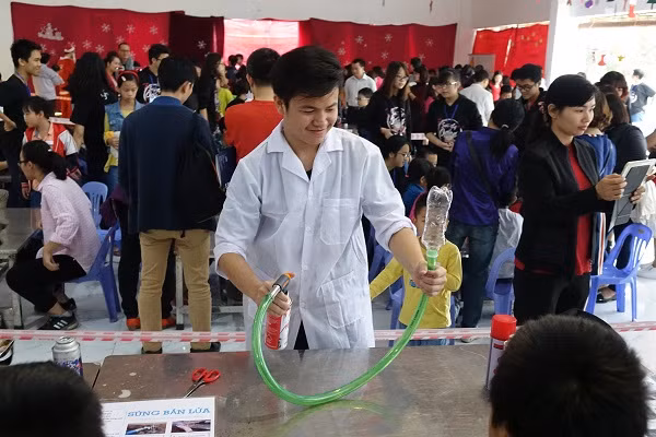 Lần đầu tiên có Triển lãm khoa học dành cho trẻ từ 5 đến 13 tuổi ảnh 1