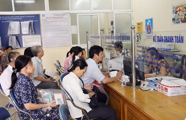 Lần đầu tiên doanh nghiệp trao sổ bảo hiểm xã hội cho người lao động quản lý ảnh 3 Lần đầu tiên doanh nghiệp trao sổ bảo hiểm xã hội cho người lao động quản lý ảnh 3