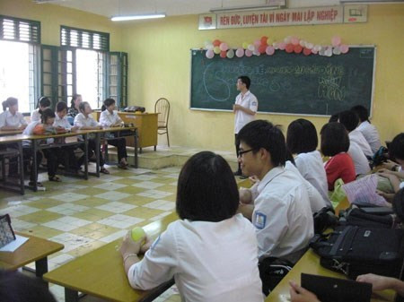 Giờ sinh hoạt lớp hiệu quả là nhờ thầy cô liên tục sáng tạo, đổi mới. (Ảnh: Báo Giáo dục và Thời đại)