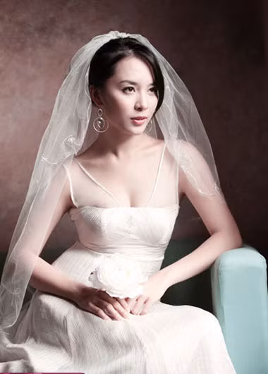 Trong phần thi đánh golf nằm trong chuỗi hoạt động ngoài trời của Miss World 2008, cô đã được trao kỷ niệm chương "Người có cú đánh xa nhất". Trong phần thi đánh golf nằm trong chuỗi hoạt động ngoài trời của Miss World 2008, cô đã được trao kỷ niệm chương "Người có cú đánh xa nhất".