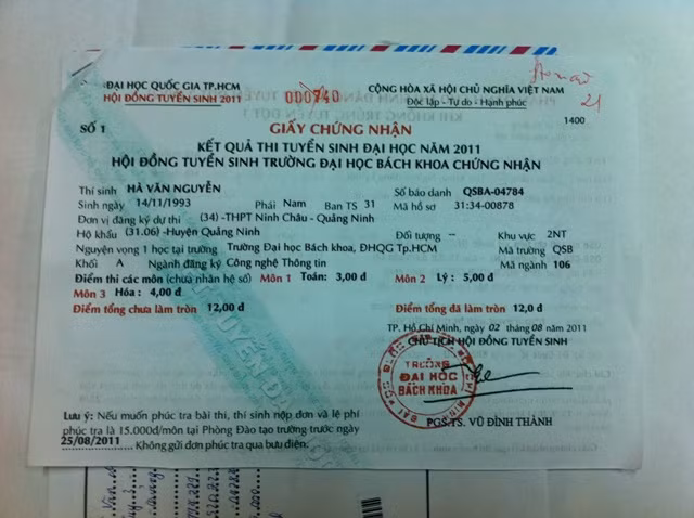 Những giấy báo dùng photo màu hay scan rồi in màu đều rất dễ bị phát hiện ra