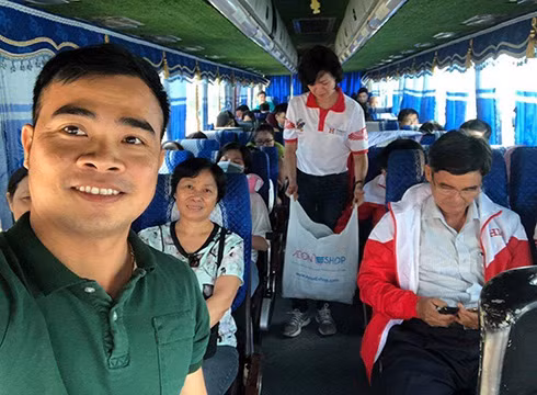 Cán bộ, giảng viên Trường Đại học Quốc tế Hồng Bàng lên đường coi thi ở Đồng Tháp (ảnh: HIU) Cán bộ, giảng viên Trường Đại học Quốc tế Hồng Bàng lên đường coi thi ở Đồng Tháp (ảnh: HIU)