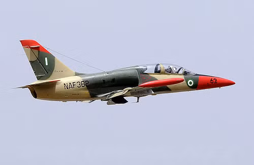Máy bay huấn luyện L-39 của Không quân Nigeria, mua của Trung Quốc.