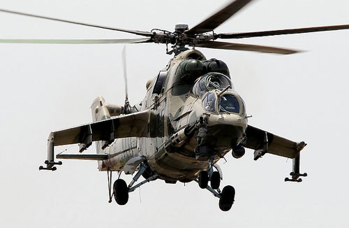 Máy bay trực thăng tấn công Mi-24P của Nigeria, mua của Nga.