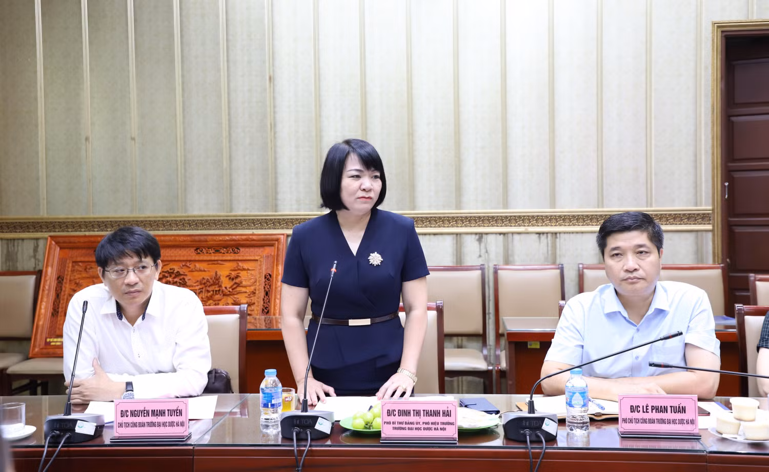 Đồng chí Đinh Thị Thanh Hải, Phó Hiệu trưởng Trường Đại học Dược Hà Nội phát biểu. Ảnh: Cổng thông tin điện tử Bộ Y tế