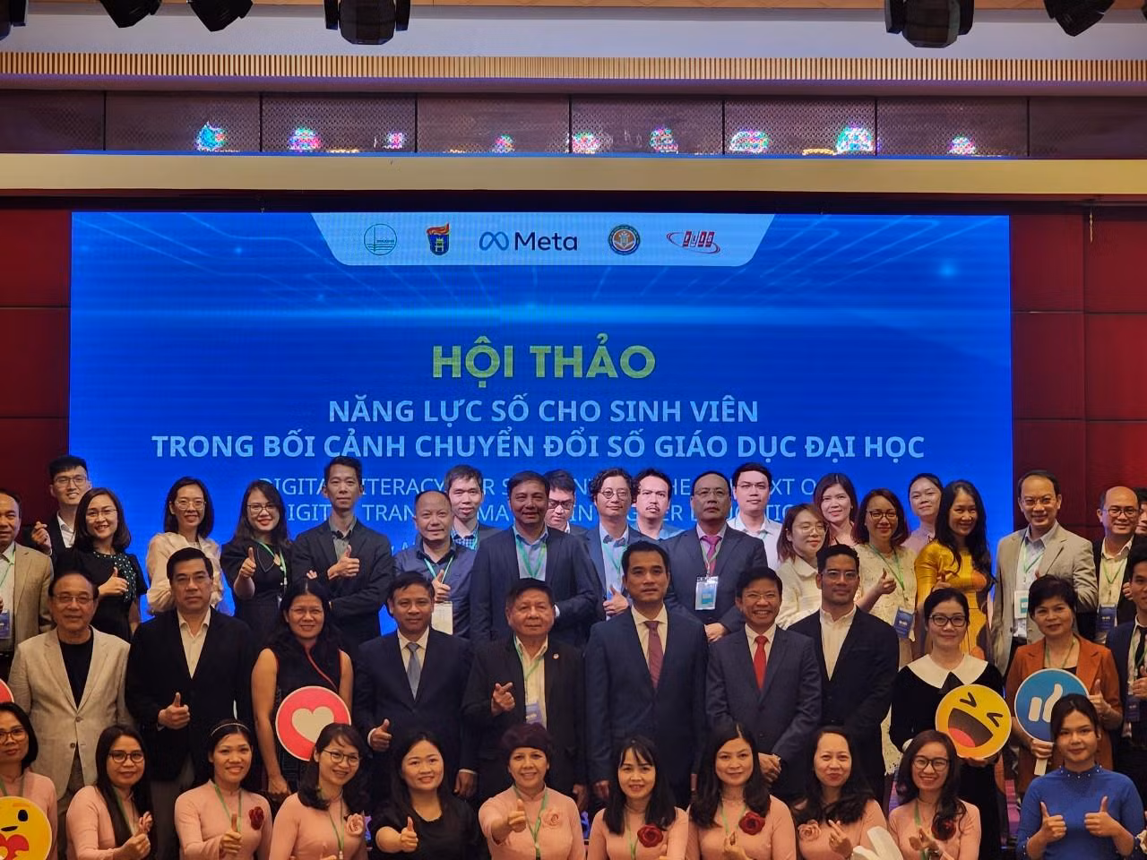 Các đại biểu, khách mời tham dự hội thảo. Ảnh: Hoài Linh Các đại biểu, khách mời tham dự hội thảo. Ảnh: Hoài Linh