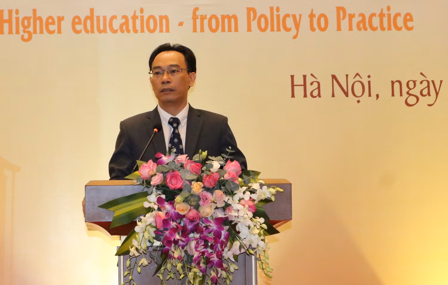 Thứ trưởng Hoàng Minh Sơn (ảnh: Phạm Minh) Thứ trưởng Hoàng Minh Sơn (ảnh: Phạm Minh)