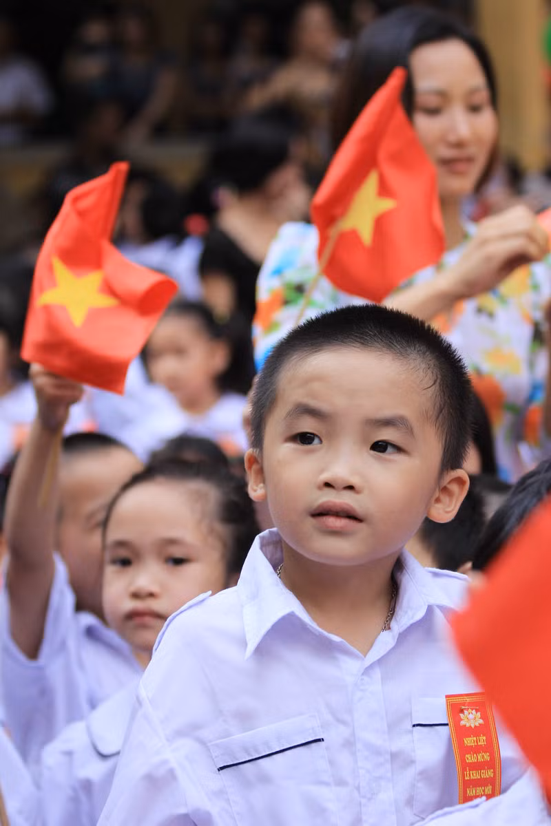 Chùm ảnh: Nữ sinh cực "xì tin" trong ngày khai trường >>Nữ sinh đẹp rạng ngời ngày khai trường >>Những thầy cô là hotgirl, hotboy nổi đình nổi đám Chùm ảnh: Nữ sinh cực "xì tin" trong ngày khai trường >>Nữ sinh đẹp rạng ngời ngày khai trường >>Những thầy cô là hotgirl, hotboy nổi đình nổi đám