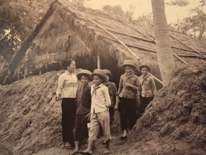 Giờ tan trường của một lớp học thời kháng chiến. >>Chàng trai không tay người Dao đỗ Đại học >>Đáng yêu những thiên thần nhỏ ngày khai trường >>Những hình ảnh đẹp nhất lễ khai giảng 2012 Giờ tan trường của một lớp học thời kháng chiến. >>Chàng trai không tay người Dao đỗ Đại học >>Đáng yêu những thiên thần nhỏ ngày khai trường >>Những hình ảnh đẹp nhất lễ khai giảng 2012