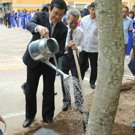 Chủ tịch nước Trương Tấn Sang phát biểu tại Lễ khai giảng ĐH Khoa học Xã hội & Nhân văn. Ảnh: Xuân Trung Chủ tịch nước Trương Tấn Sang phát biểu tại Lễ khai giảng ĐH Khoa học Xã hội & Nhân văn. Ảnh: Xuân Trung