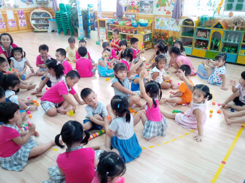 Trường cấp tốc “xóa sổ” lớp đang học, phụ huynh cuống cuồng lo sợ ảnh 3 Trường cấp tốc “xóa sổ” lớp đang học, phụ huynh cuống cuồng lo sợ ảnh 3