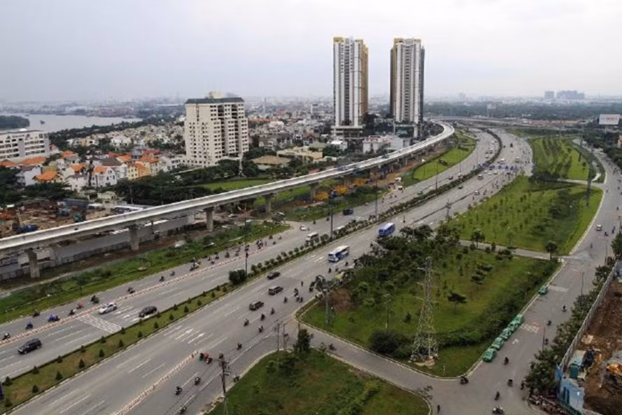 Chờ Quốc hội cho ý kiến điều chỉnh tổng mức đầu tư 2 dự án đường sắt đô thị. Ảnh minh họa: Báo Lao động. Chờ Quốc hội cho ý kiến điều chỉnh tổng mức đầu tư 2 dự án đường sắt đô thị. Ảnh minh họa: Báo Lao động.