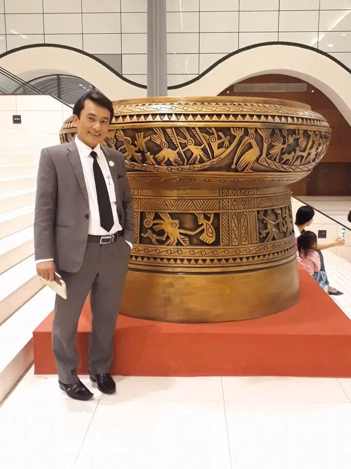 Thầy Trần Trung Hiếu. Ảnh nhân vật cung cấp. Thầy Trần Trung Hiếu. Ảnh nhân vật cung cấp.