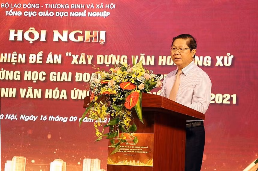 Thứ trưởng Bộ Lao động Thương binh và Xã hội Lê Tấn Dũng phát biểu tại hội nghị. Ảnh: Ban Tổ chức Thứ trưởng Bộ Lao động Thương binh và Xã hội Lê Tấn Dũng phát biểu tại hội nghị. Ảnh: Ban Tổ chức