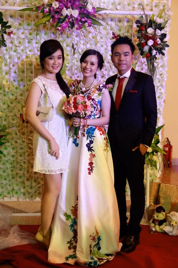 Miss teen 2009 Xuân Mai cũng có mặt chung vui "đàn chị". Miss teen 2009 Xuân Mai cũng có mặt chung vui "đàn chị".