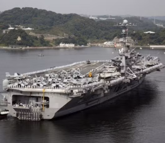 Tàu sân bay USS George Washington, Hạm đội 7, Hải quân Mỹ. Tàu sân bay USS George Washington, Hạm đội 7, Hải quân Mỹ.
