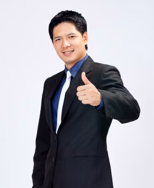 Kết hôn với người vợ hơn mình 4 tuổi, Bình Minh phải đối mặt với không ít tin đồn lấy vợ vì tiền. Tuy nhiên, trải qua nhiều sóng gió, gia đình anh hiện đang là cặp đôi hoàn hảo khiến nhiều người ghen tỵ trong showbiz Việt.