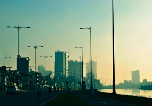 Đại lộ Đông - Tây. Ảnh Na Le Đại lộ Đông - Tây. Ảnh Na Le