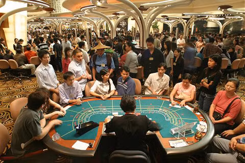 Việc cho phép mở casino dễ dẫn đến hệ lụy khó lường. Việc cho phép mở casino dễ dẫn đến hệ lụy khó lường.