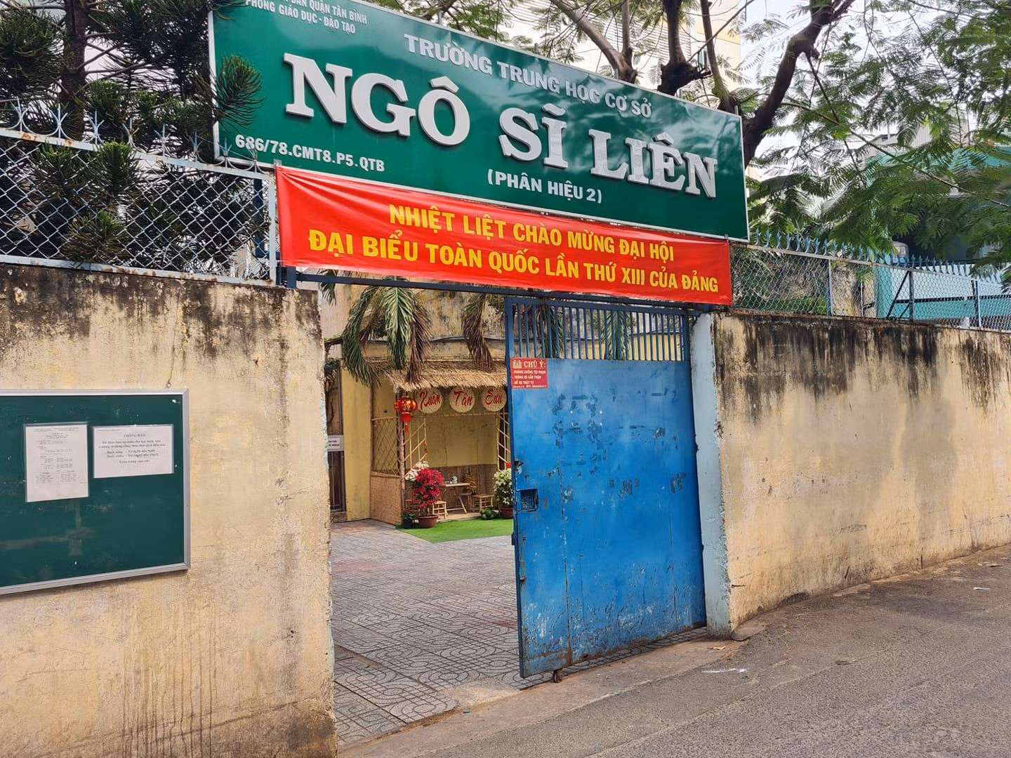 Trường trung học cơ sở Ngô Sĩ Liên, quận Tân Bình, Thành phố Hồ Chí Minh (ảnh minh họa: P.L) Trường trung học cơ sở Ngô Sĩ Liên, quận Tân Bình, Thành phố Hồ Chí Minh (ảnh minh họa: P.L)