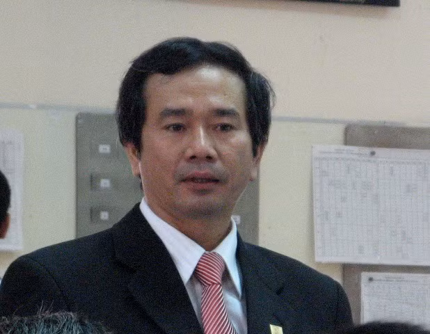 PGS, TS Phạm Hồng Tung, ĐHQGHN cho rằng, trẻ em, thanh niên hư muốn tốt lên thì người lớn cũng phải gương mẫu. Ảnh Xuân Trung PGS, TS Phạm Hồng Tung, ĐHQGHN cho rằng, trẻ em, thanh niên hư muốn tốt lên thì người lớn cũng phải gương mẫu. Ảnh Xuân Trung