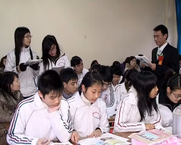 Thay bỏ cách dạy đọc -chép vốn đã tồn tại lâu nay ở các trường. Tiến tới cách học phát hiện và giải quyết vấn đề. Ảnh minh họa Internet Thay bỏ cách dạy đọc -chép vốn đã tồn tại lâu nay ở các trường. Tiến tới cách học phát hiện và giải quyết vấn đề. Ảnh minh họa Internet