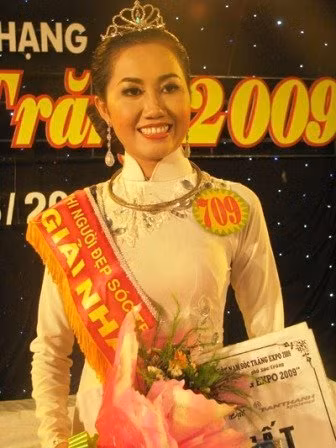 Hoa hậu Nam Mê Kông Võ Thị Mỹ Xuân vừa là người môi giới, vừa là người bán dâm trong vụ án mại dâm mới bị phát hiện