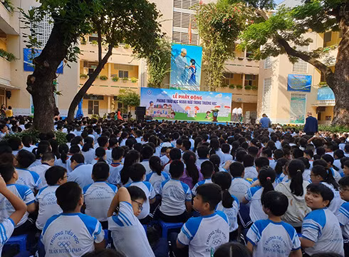 Lễ phát động phong trào học ngoại ngữ trong trường học do Bộ Giáo dục và Đào tạo tổ chức (ảnh: P.L) Lễ phát động phong trào học ngoại ngữ trong trường học do Bộ Giáo dục và Đào tạo tổ chức (ảnh: P.L)