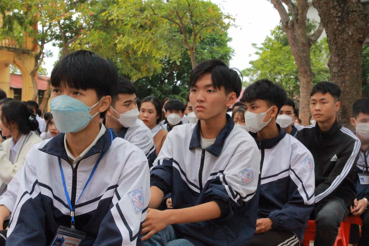 Học sinh Trường Trung học phổ thông Phương Sơn (tỉnh Bắc Giang). Ảnh: Ngọc Mai.