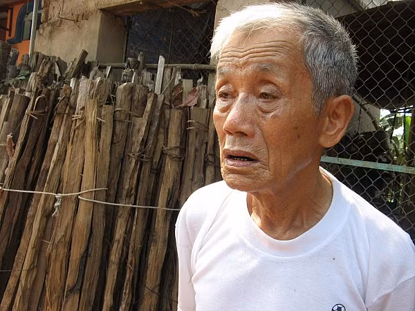 Ông Lê Văn Đệ vẫn chưa hết bất ngờ về tội ác đứa cháu nội gây ra Ông Lê Văn Đệ vẫn chưa hết bất ngờ về tội ác đứa cháu nội gây ra