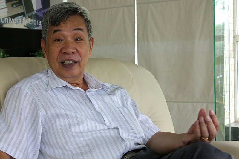 Ông Nguyễn Hữu Đăng, Phó hiệu trưởng trường ĐH Thăng Long cho rằng, cách nhìn nhận của xã hội cần thay đổi về các trường ĐH, CĐ NCL, vì thực tế chất lượng đào tạo, mức đóng góp nguồn nhân lực của hai sinh viên là như nhau. Ảnh Xuân Trung Ông Nguyễn Hữu Đăng, Phó hiệu trưởng trường ĐH Thăng Long cho rằng, cách nhìn nhận của xã hội cần thay đổi về các trường ĐH, CĐ NCL, vì thực tế chất lượng đào tạo, mức đóng góp nguồn nhân lực của hai sinh viên là như nhau. Ảnh Xuân Trung