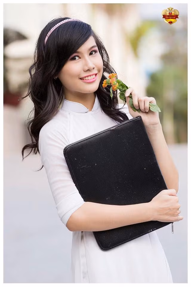 Sau khi hoàn thành kỳ thi Tốt nghiệp Vân Trang đang có ý định thử sức mình với lĩnh vực diễn xuất bởi đây cũng là một trong những niềm đam mê lớn của Trang Sau khi hoàn thành kỳ thi Tốt nghiệp Vân Trang đang có ý định thử sức mình với lĩnh vực diễn xuất bởi đây cũng là một trong những niềm đam mê lớn của Trang