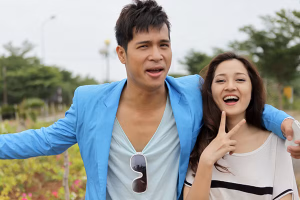5 cô công chúa lớn lên trở thành thiếu nữ xinh đẹp như những nàng tiên và rất mực hiếu thảo với cha mẹ nuôi. Tuy nhiên, việc tuyển rể, gả chồng cho các cô cũng gây nên bao rắc rối do tính khí khác biệt của mỗi người. Tiên Hương với giấc mơ trở thành ca sĩ đã tham gia các cuộc thi ca hát và gặp được ca sĩ Khải Phong (Trương Thế Vinh). Cả hai đã yêu nhau sau khi trải qua nhiều hiểu lầm.