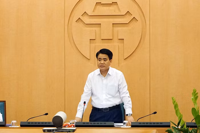 Ông Nguyễn Đức Chung, Chủ tịch Ủy ban nhân dân thành phố chủ trì cuộc họp. Ảnh: hanoi.gov.vn