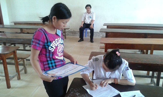 Công tác coi thi cần được đảm bảo nghiêm túc. (Ảnh chỉ mang tính minh họa, nguồn: Vietnamnet.vn) Công tác coi thi cần được đảm bảo nghiêm túc. (Ảnh chỉ mang tính minh họa, nguồn: Vietnamnet.vn)
