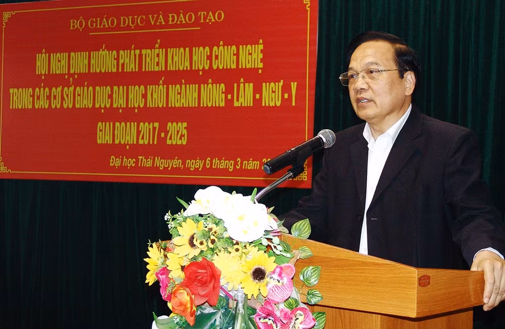 Giáo sư - Tiến sĩ Đặng Kim Vui - Giám đốc trường Đại học Thái Nguyên phát biểu tại hội nghị.