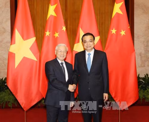 Tổng Bí thư Nguyễn Phú Trọng hội kiến với Uỷ viên Thường vụ Bộ Chính trị, Thủ tướng Quốc vụ viện Trung Quốc Lý Khắc Cường. (Ảnh: Trí Dũng/TTXVN)