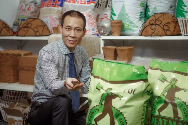 Anh Phạm Đức Minh - Từ một người mê hoa quí cho tới vị trí CEO chèo lái “con thuyền” Eco Footprint