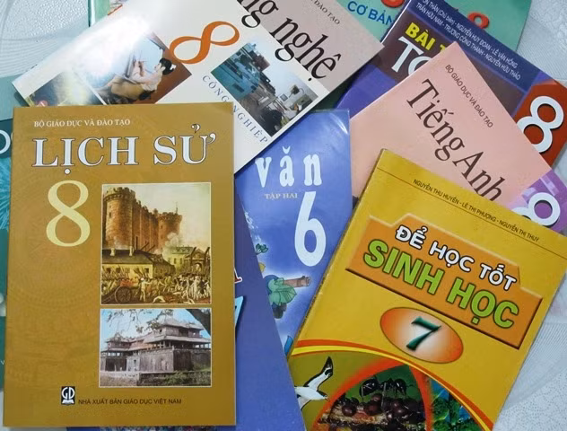 3 thầy 1 sách và nguy cơ tích hợp “thịt chó - nước chè” ảnh 4 3 thầy 1 sách và nguy cơ tích hợp “thịt chó - nước chè” ảnh 4