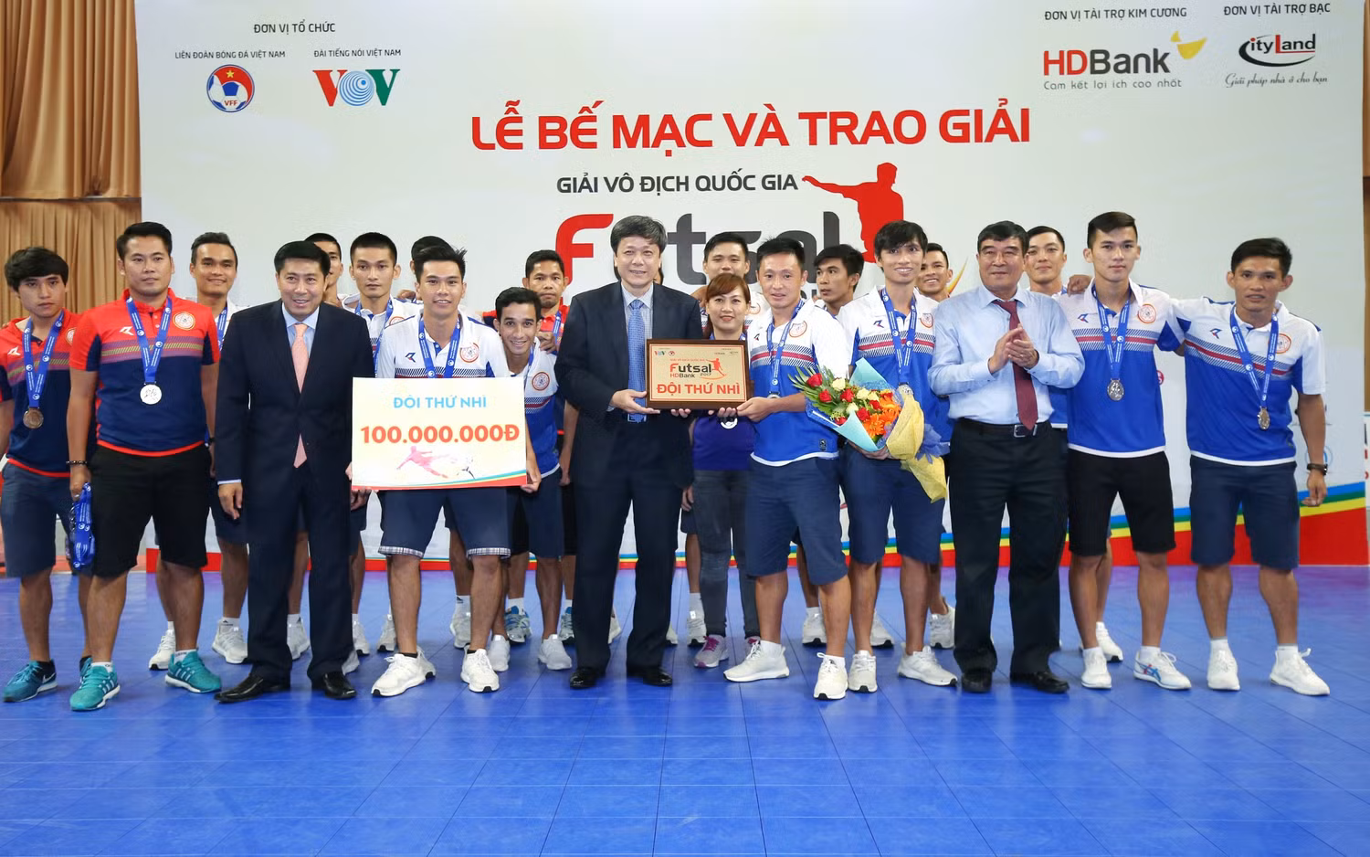 Sanatech Khánh Hòa giành giải á quân. Sanatech Khánh Hòa giành giải á quân.