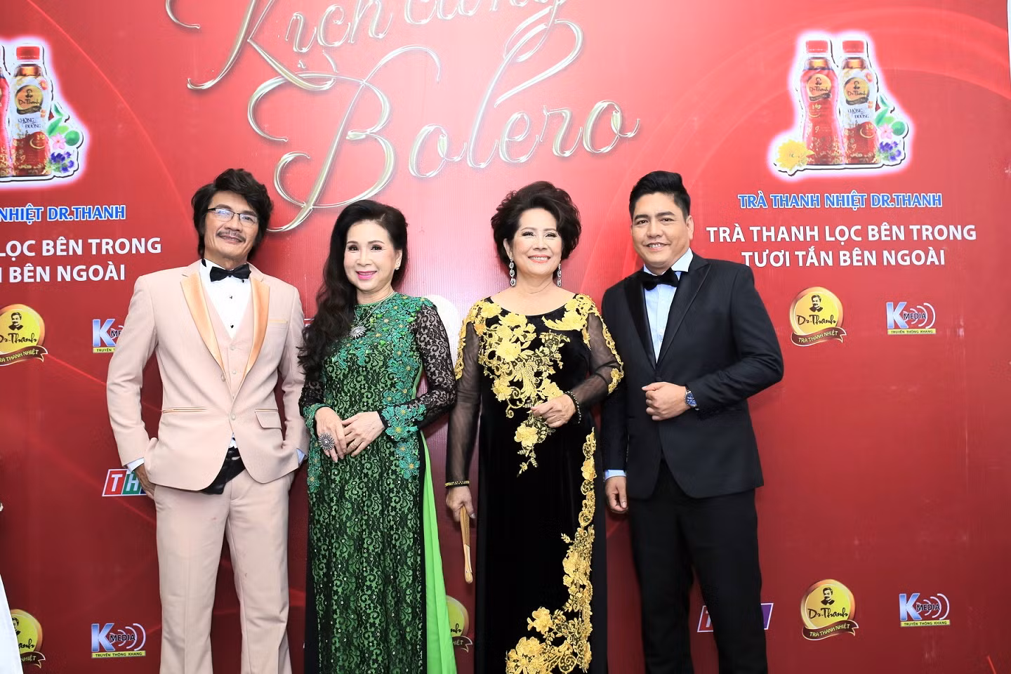 Giám khảo của đêm Chung kết xếp hạng Kịch cùng Bolero là Nghệ sĩ Ưu tú Công Ninh, Nghệ sĩ Ưu tú Kim Xuân, Nghệ sĩ Ưu tú Đức Thịnh và Danh ca Phương Dung