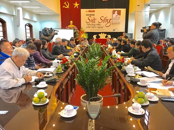 Ông Võ Kim Cự và nguyên tắc “4 chấm” của robot ảnh 6 Ông Võ Kim Cự và nguyên tắc “4 chấm” của robot ảnh 6
