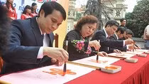 Học hành tử tế, nghiêm túc thì việc gì phải "mâm xôi, con gà" mà xin thần thánh? ảnh 2