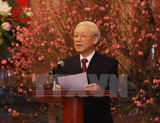 Tổng Bí thư Nguyễn Phú Trọng chúc Tết. (Ảnh: Phương Hoa/TTXVN)