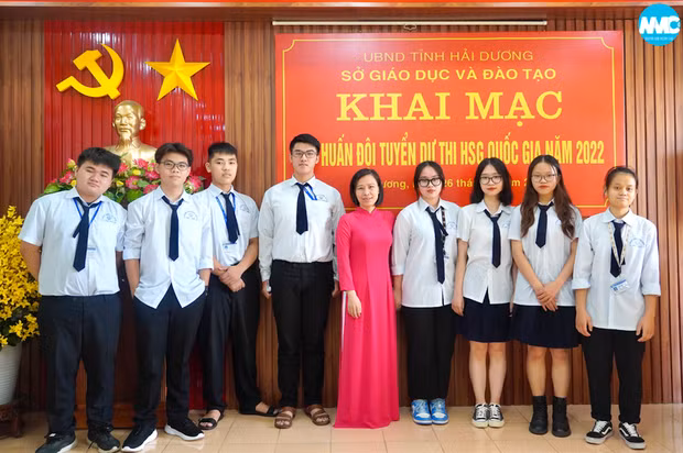 So với năm học trước, năm học 2022-2023, Hải Dương giảm về số lượng, chất lượng giải và tụt hạng tại kỳ thi học sinh giỏi quốc gia (Ảnh: CTV) So với năm học trước, năm học 2022-2023, Hải Dương giảm về số lượng, chất lượng giải và tụt hạng tại kỳ thi học sinh giỏi quốc gia (Ảnh: CTV)