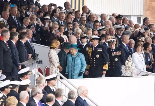 Ngày 4 tháng 7 năm 2014, Nữ hoàng Anh tham gia lễ hạ thủy tàu sân bay Nữ hoàng Elizabeth